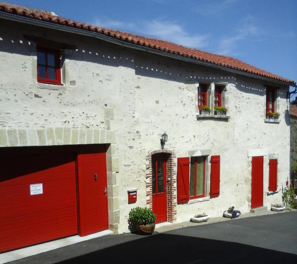 Chambres De La Porte Aux Moines Vouvant Eksteriør billede