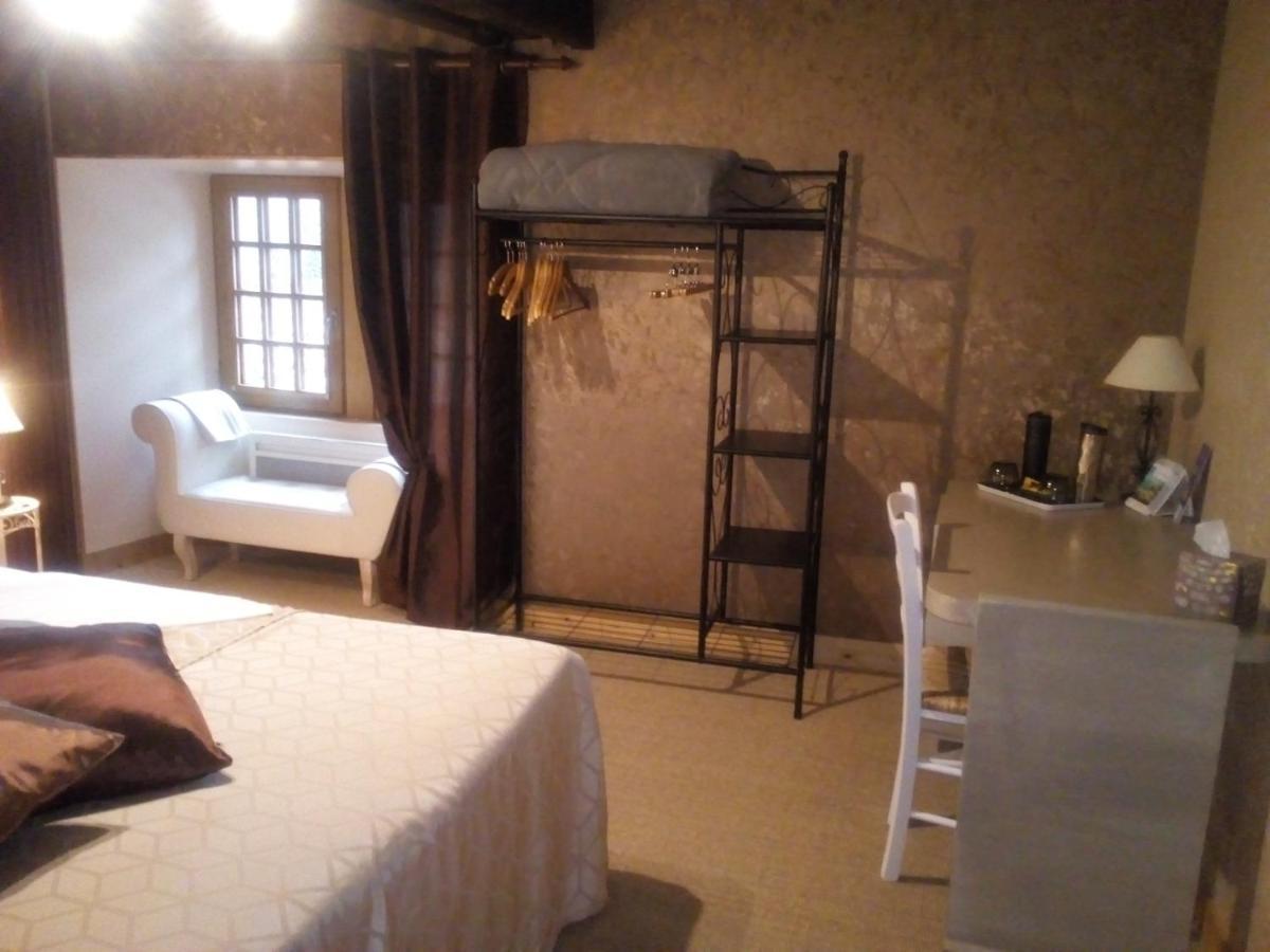 Chambres De La Porte Aux Moines Vouvant Eksteriør billede