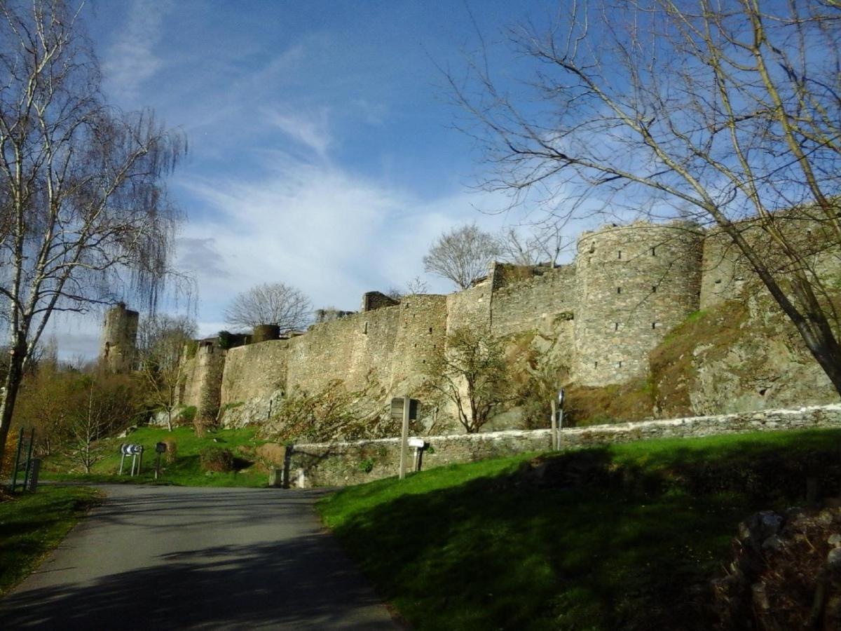 Chambres De La Porte Aux Moines Vouvant Eksteriør billede