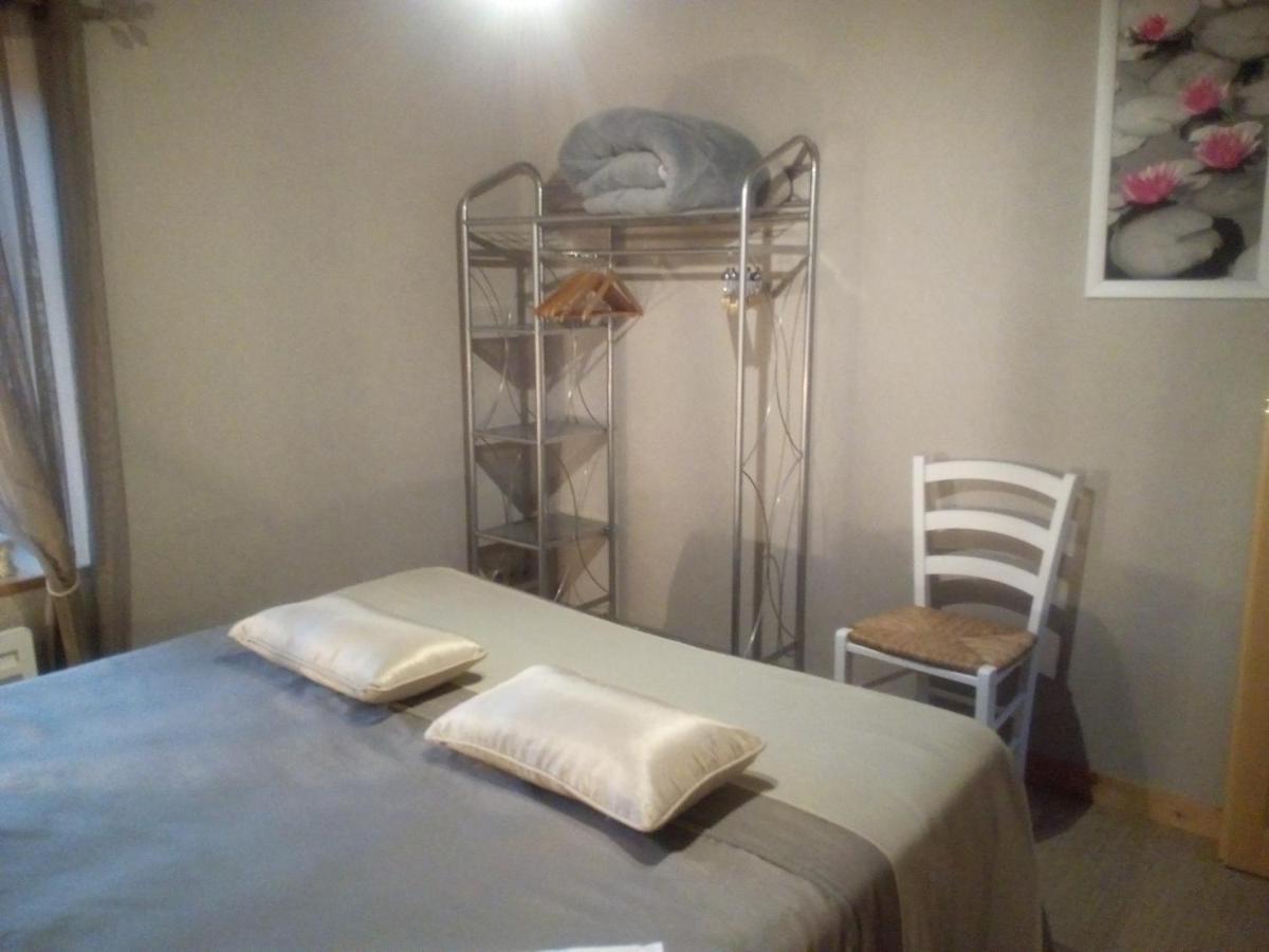 Chambres De La Porte Aux Moines Vouvant Eksteriør billede